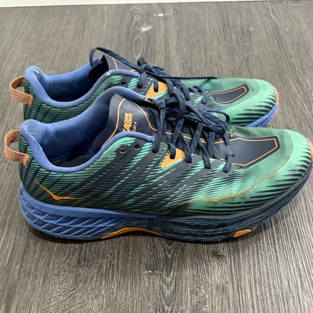 Hoka Speedgoat 4